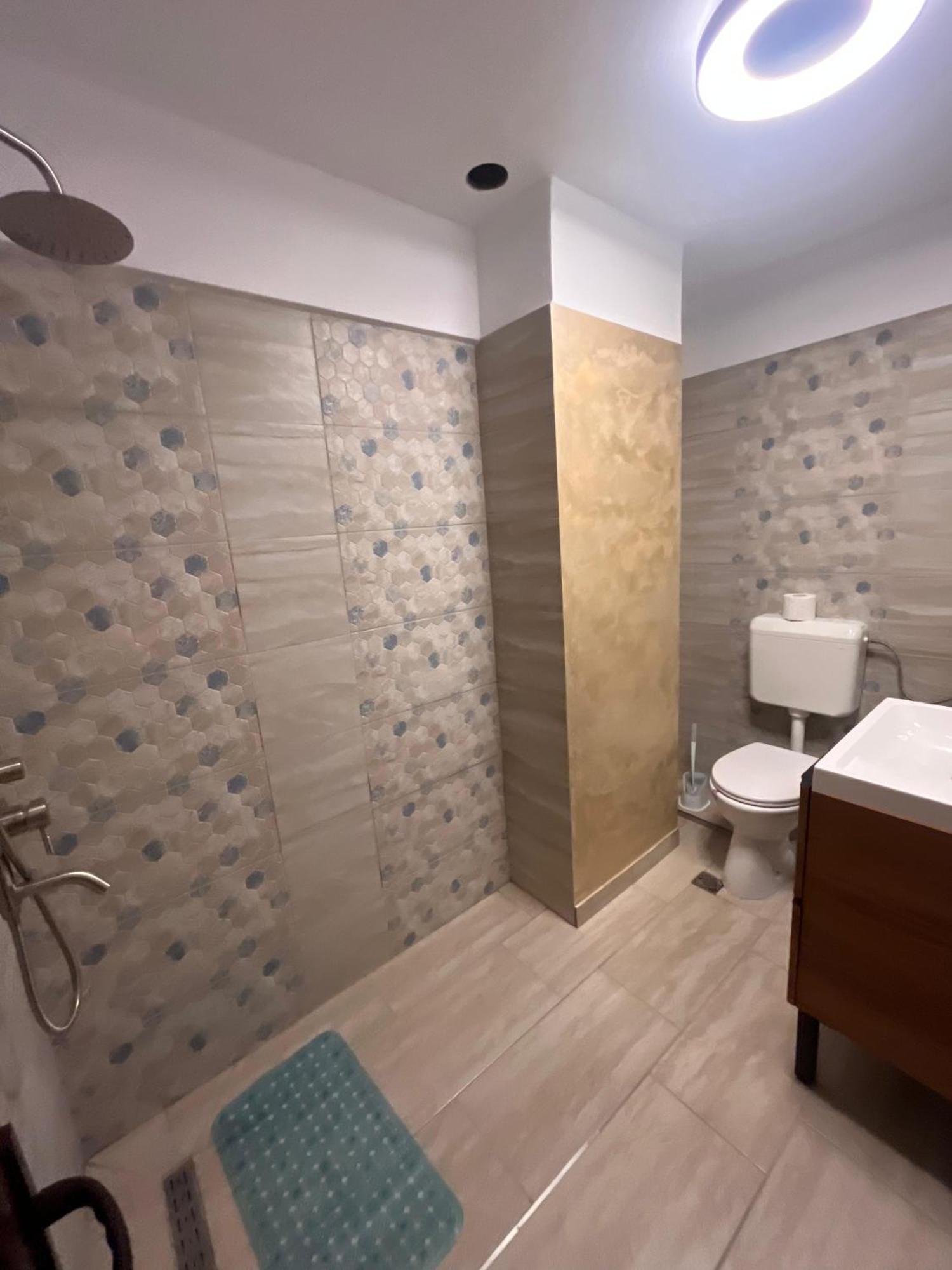 Casa Tomescu Curtea De Arges Ngoại thất bức ảnh